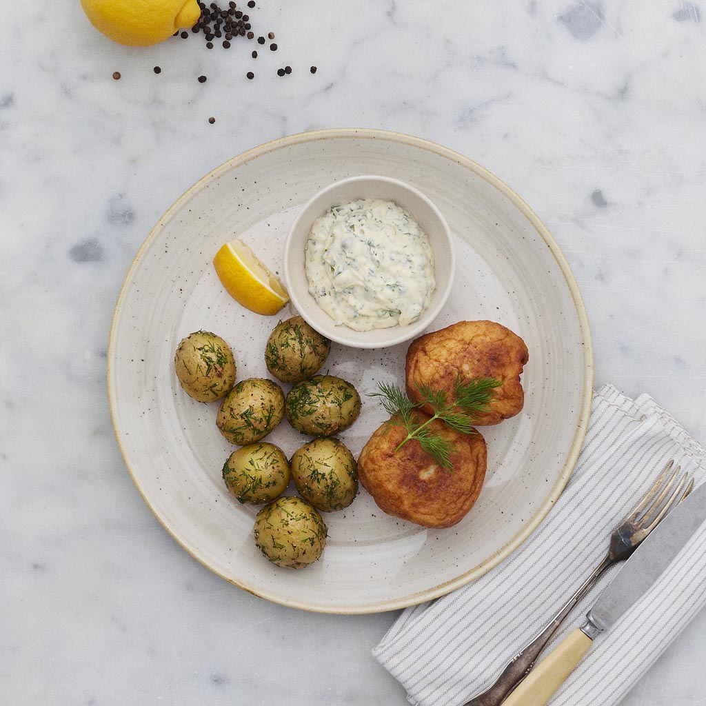 Nem aftanemad. Fiskefrikadeller med sauce tartare - lige til at spise fra Homemate
